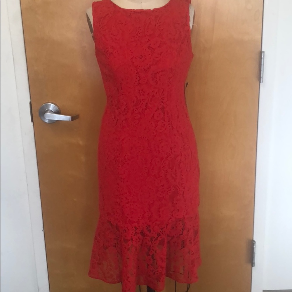 Red midi mermaid Eva Mendes dress!